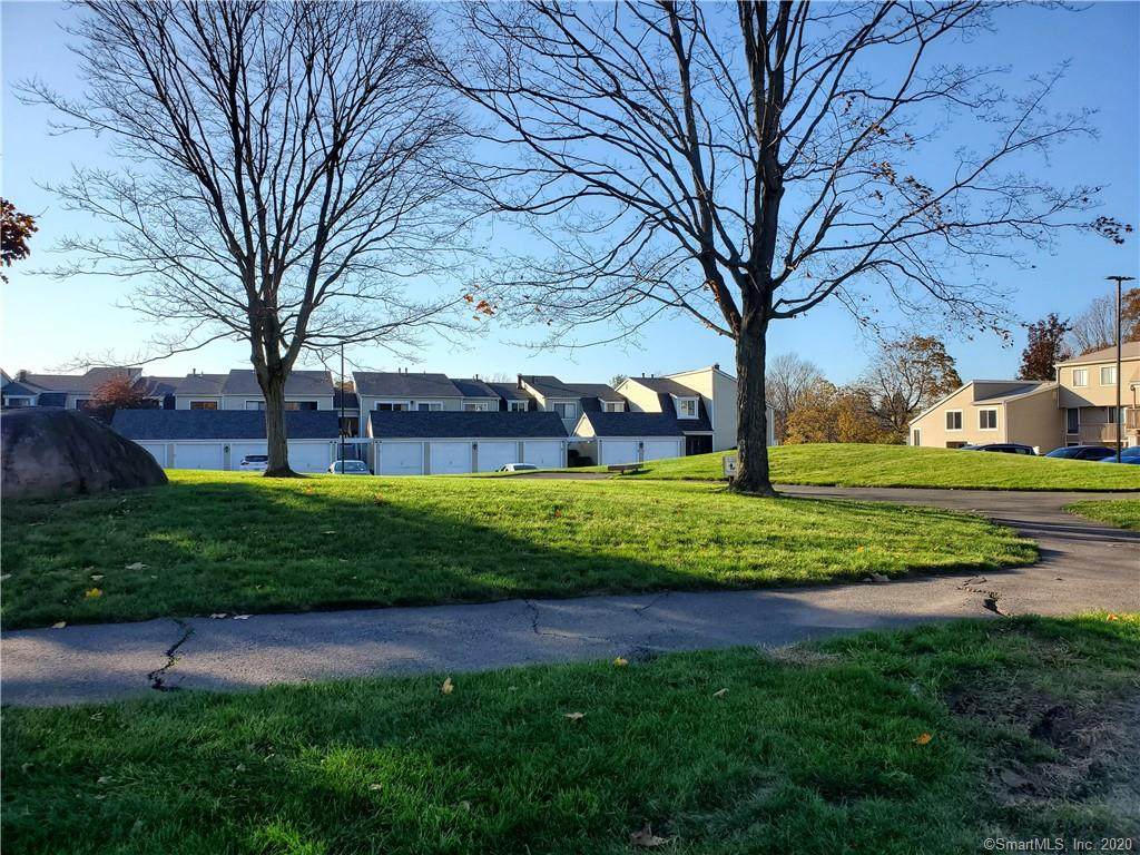 325 Walden Green Road - Photo 1