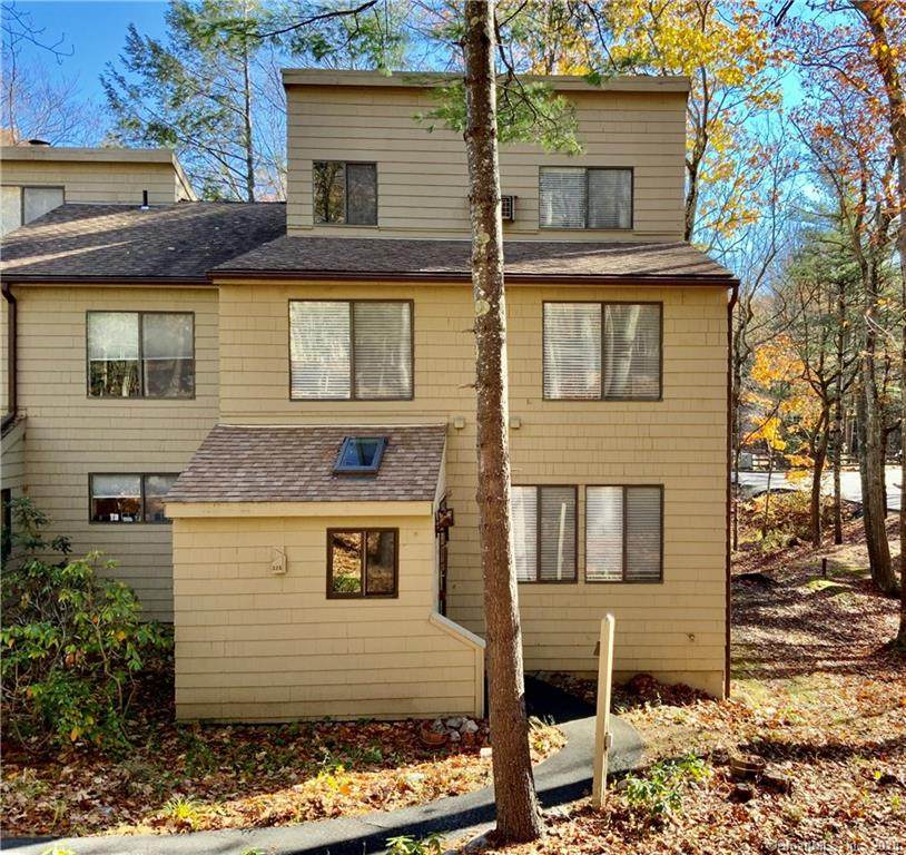 226 Ledge Drive - Photo 1