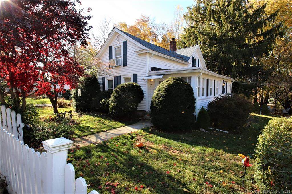 35 Hobson Avenue - Photo 1