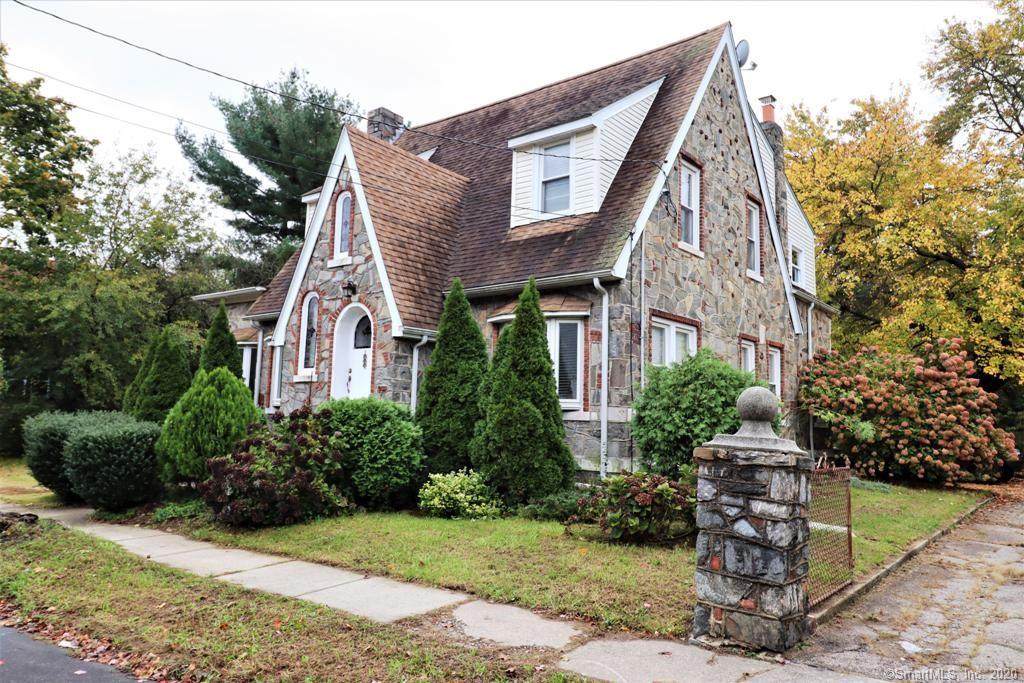 708 Sedgewick Avenue - Photo 1