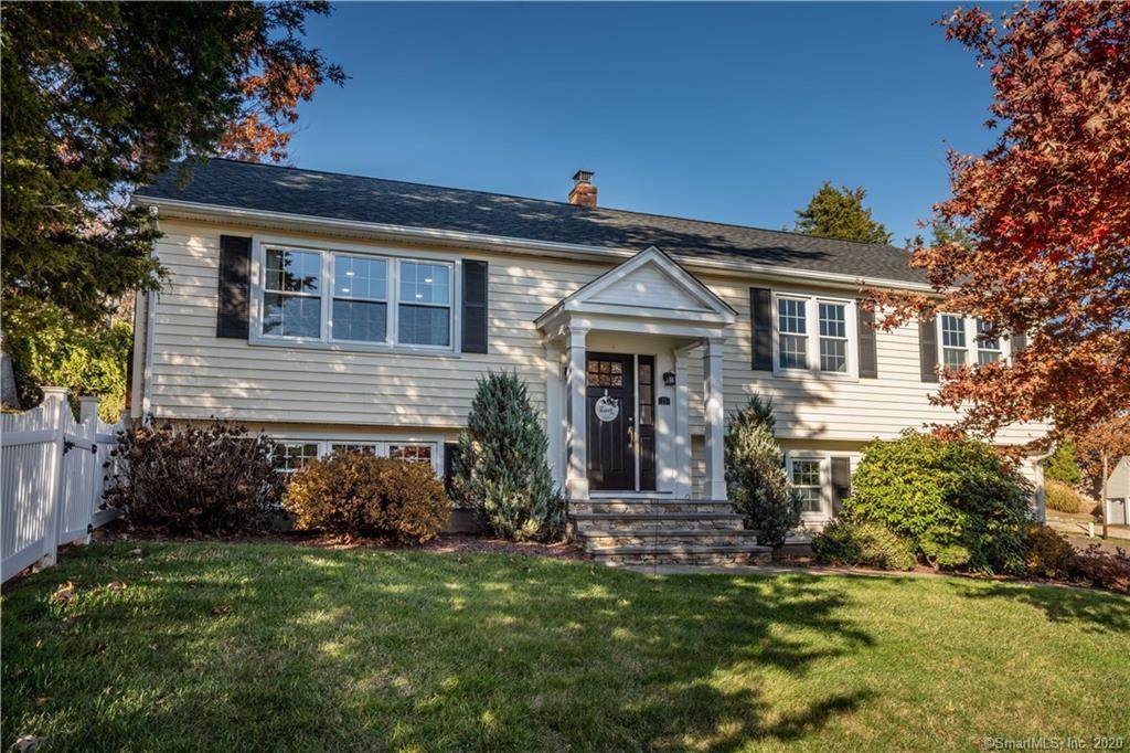 75 Ridgewood Drive - Photo 1