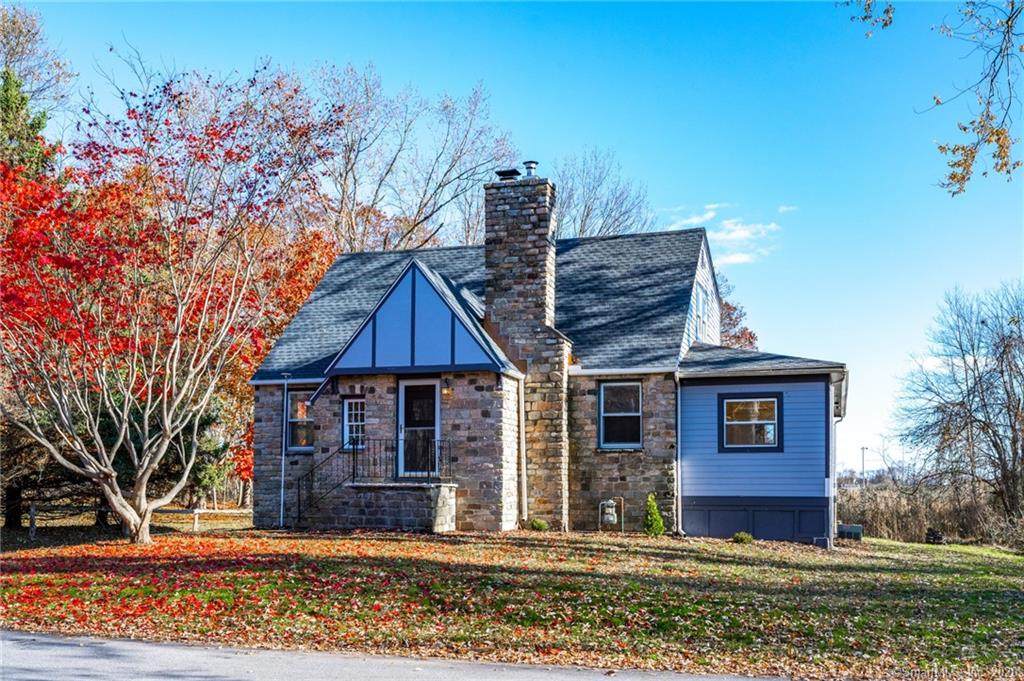 1039 Pine Creek Road - Photo 1