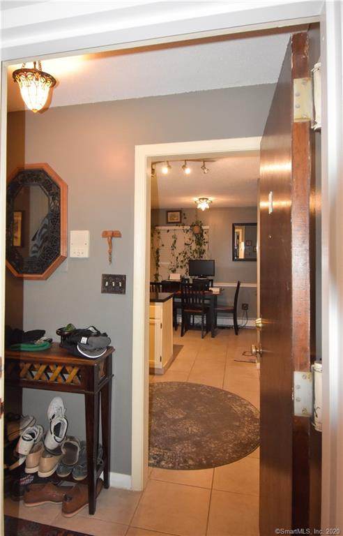 11 Woodland Drive - Photo 1