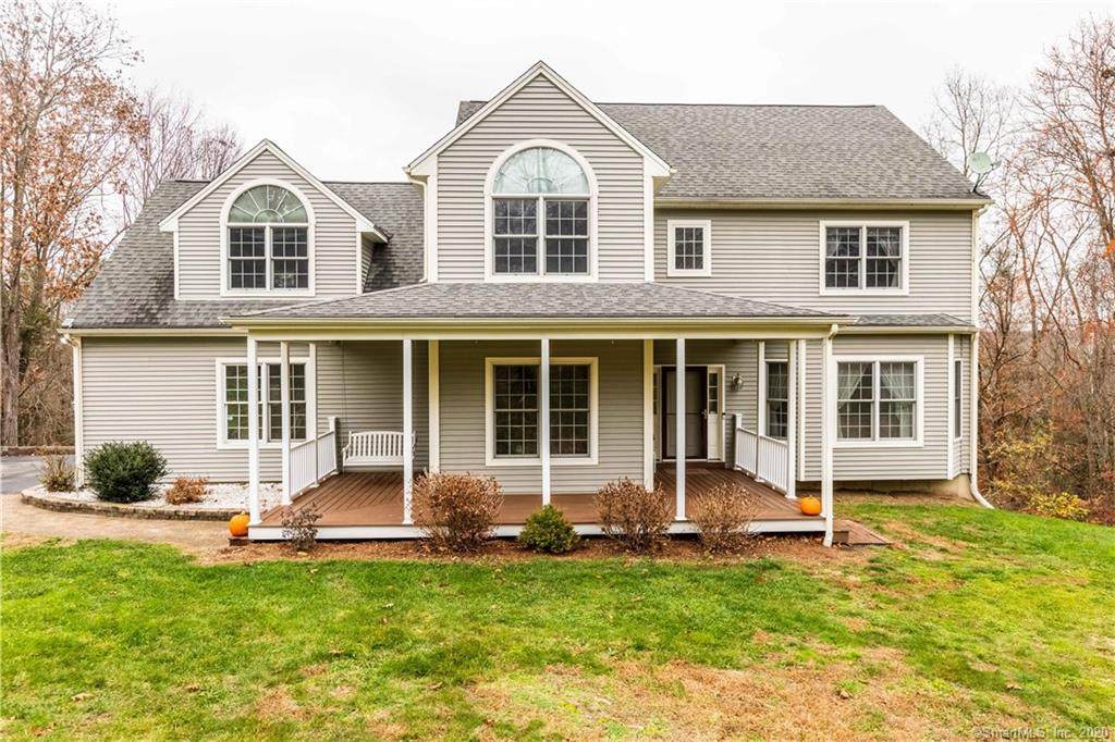 140 Comstock Trail - Photo 1