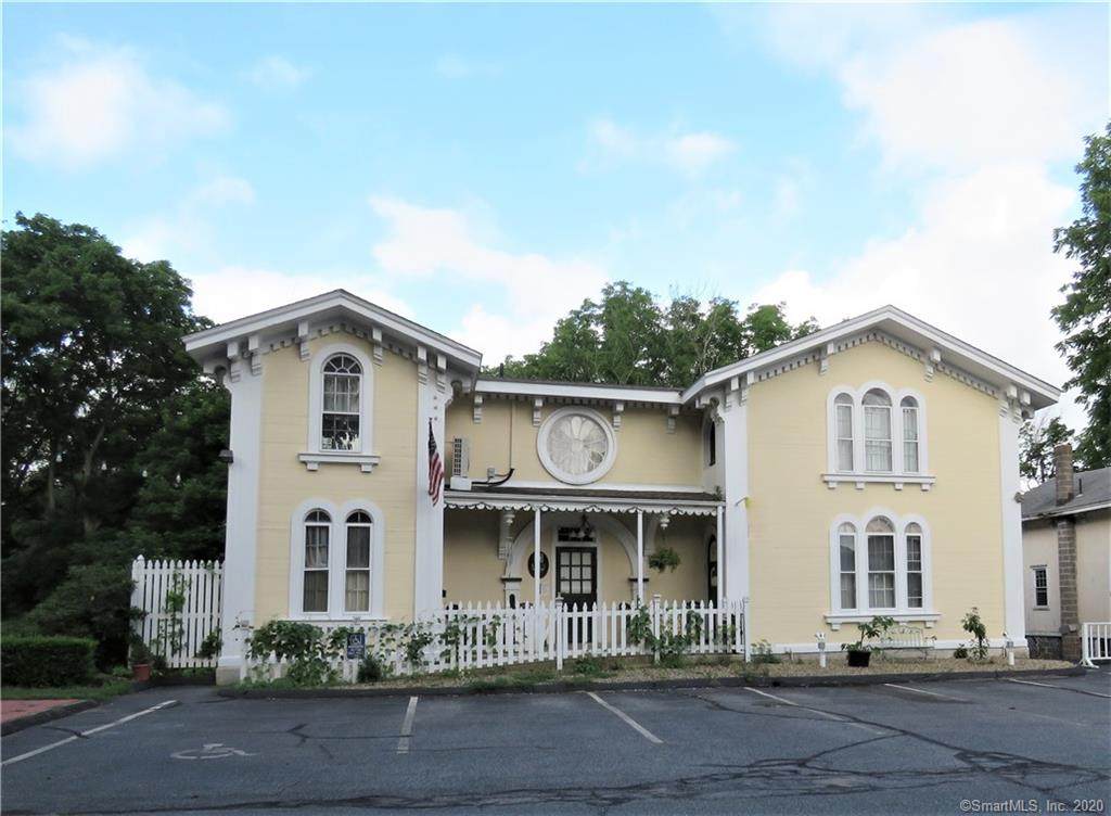 43 Hayward Avenue - Photo 1