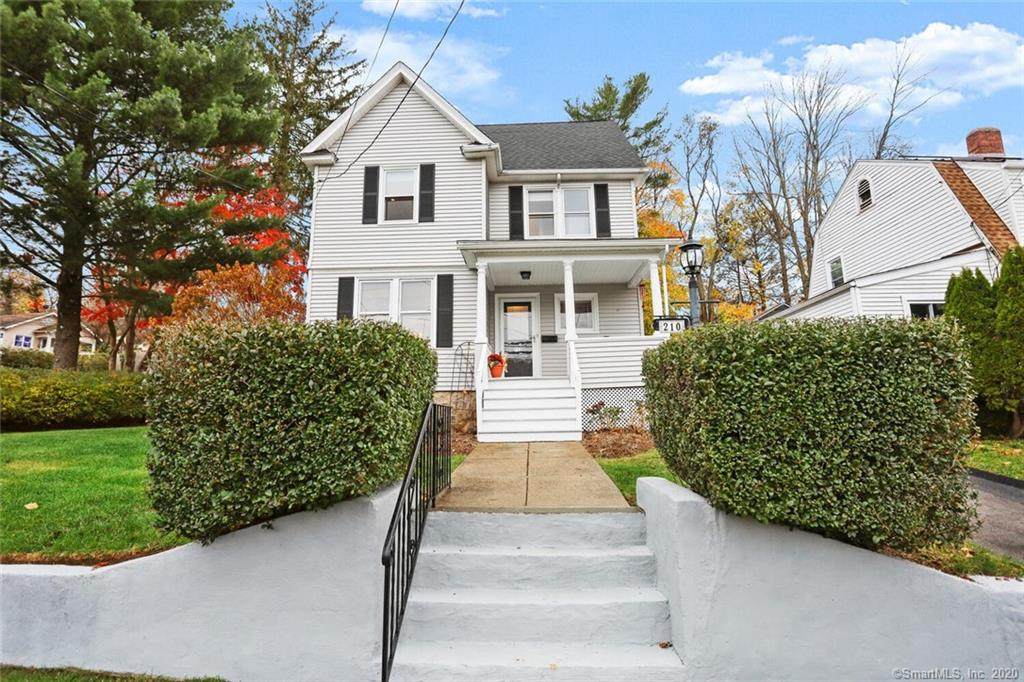 210 Knickerbocker Avenue - Photo 1