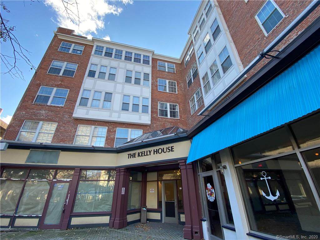 196 Crown Street - Photo 1