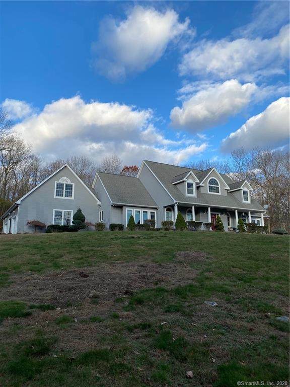 737 Spindle Hill Road - Photo 1