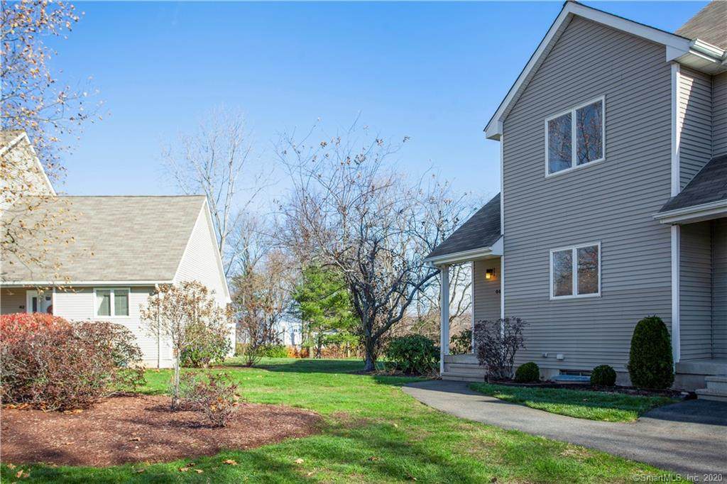 44 Sunrise Circle - Photo 1