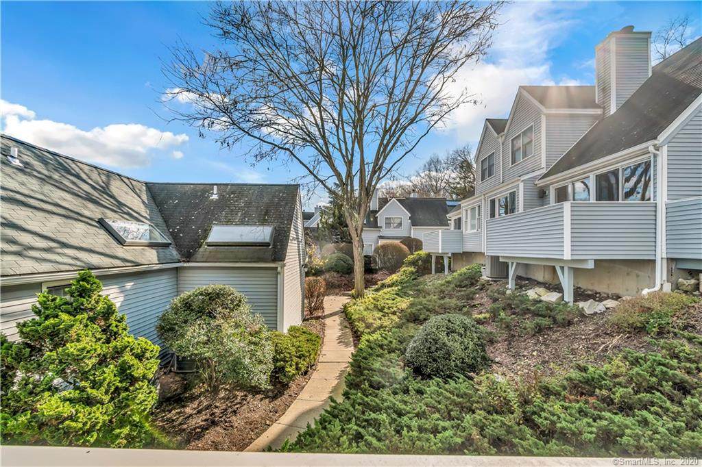 30 Wilton Crest - Photo 1