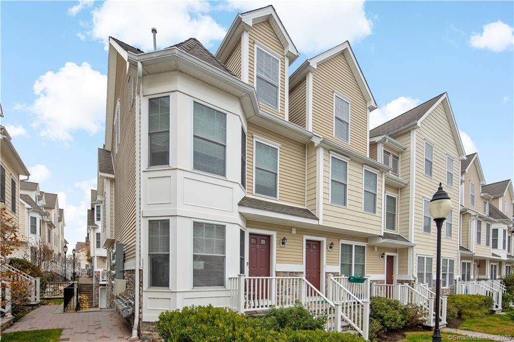 85 Camp Avenue - Photo 1