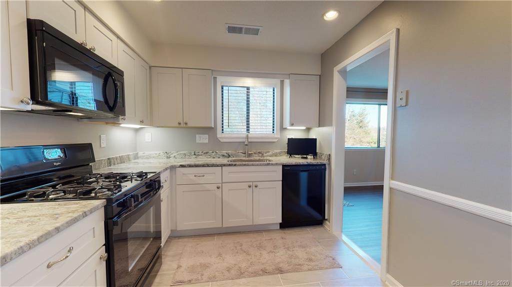 140 Thompson Street - Photo 1