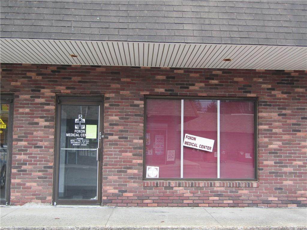 920 Foxon Road - Photo 1