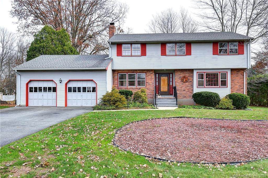90 Carriage Hill Drive - Photo 1