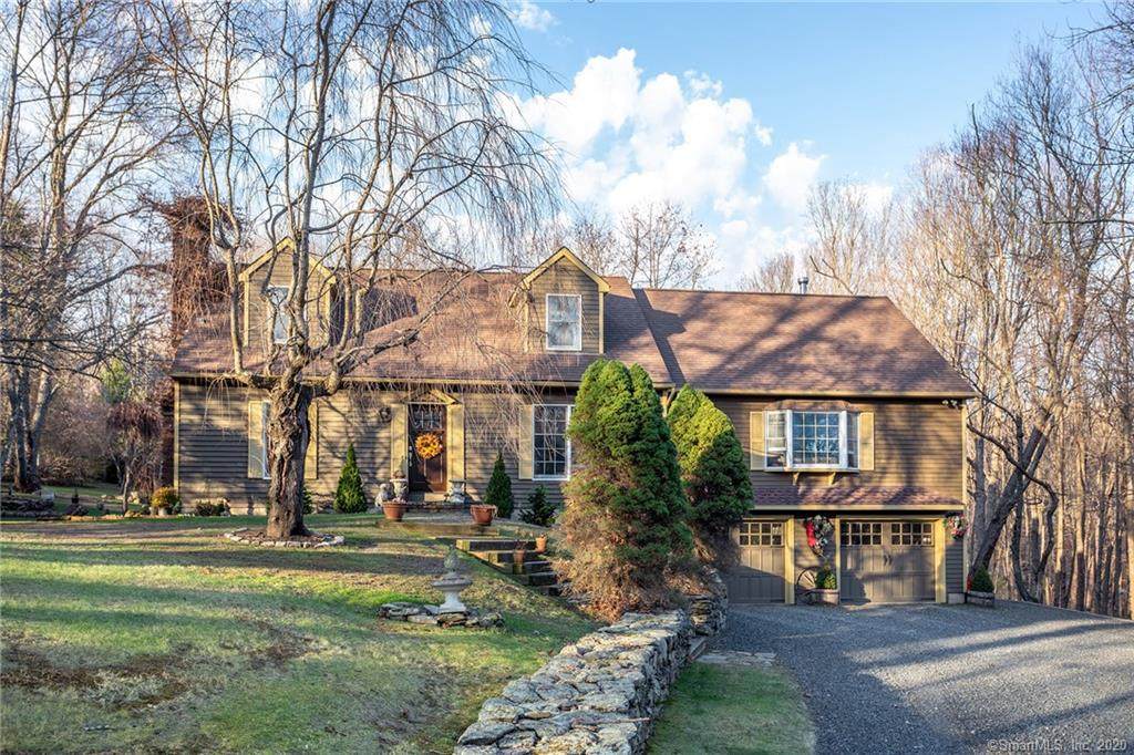 39 Sunset Road - Photo 1