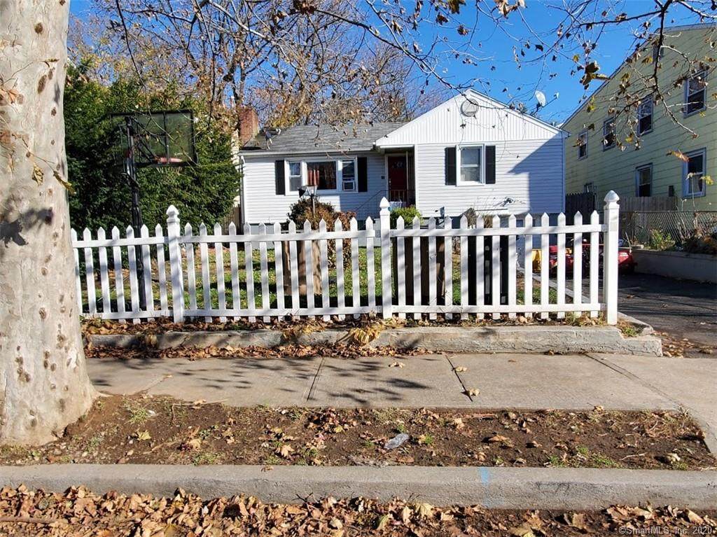 12 Van Buskirk Avenue - Photo 1