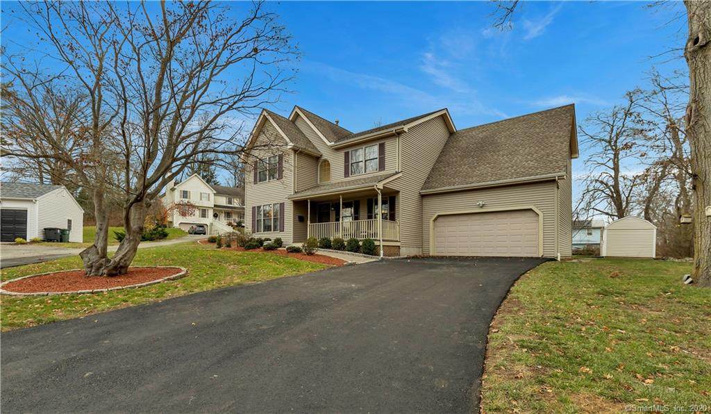 167 Pond Point Avenue - Photo 1