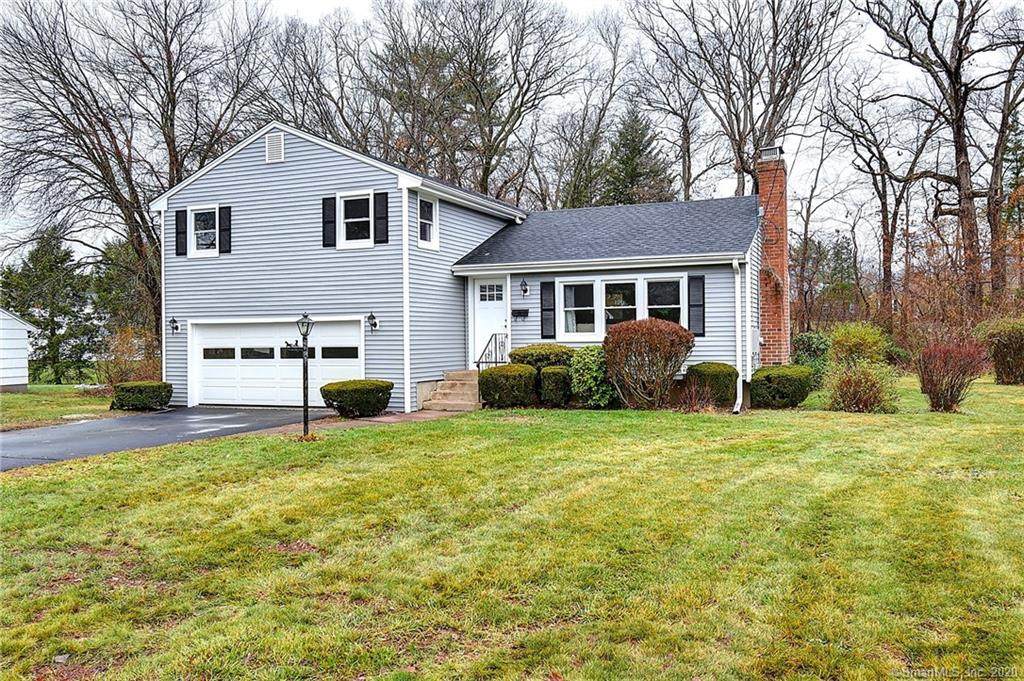 60 Holly Road - Photo 1