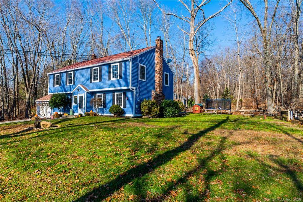 82 Mott Lane - Photo 1