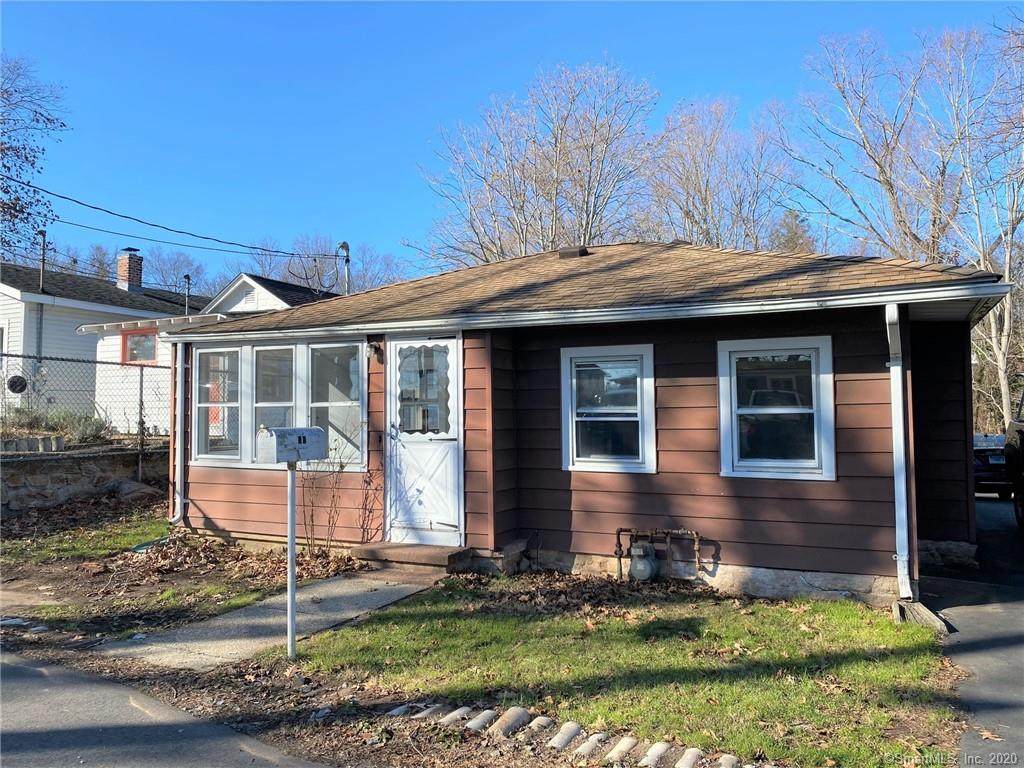 36 Hilton Avenue - Photo 1