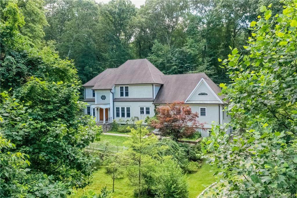 225 New Canaan Road - Photo 1