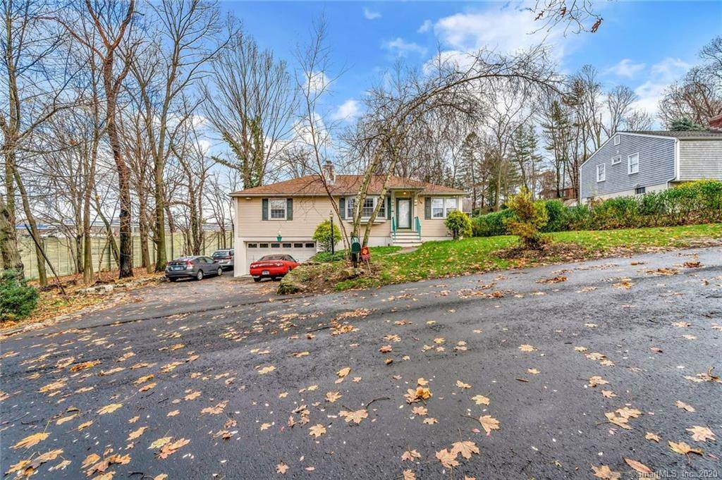 19 Devonshire Drive - Photo 1