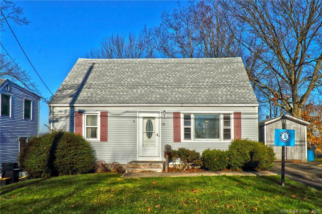 79 Hickory Street - Photo 1