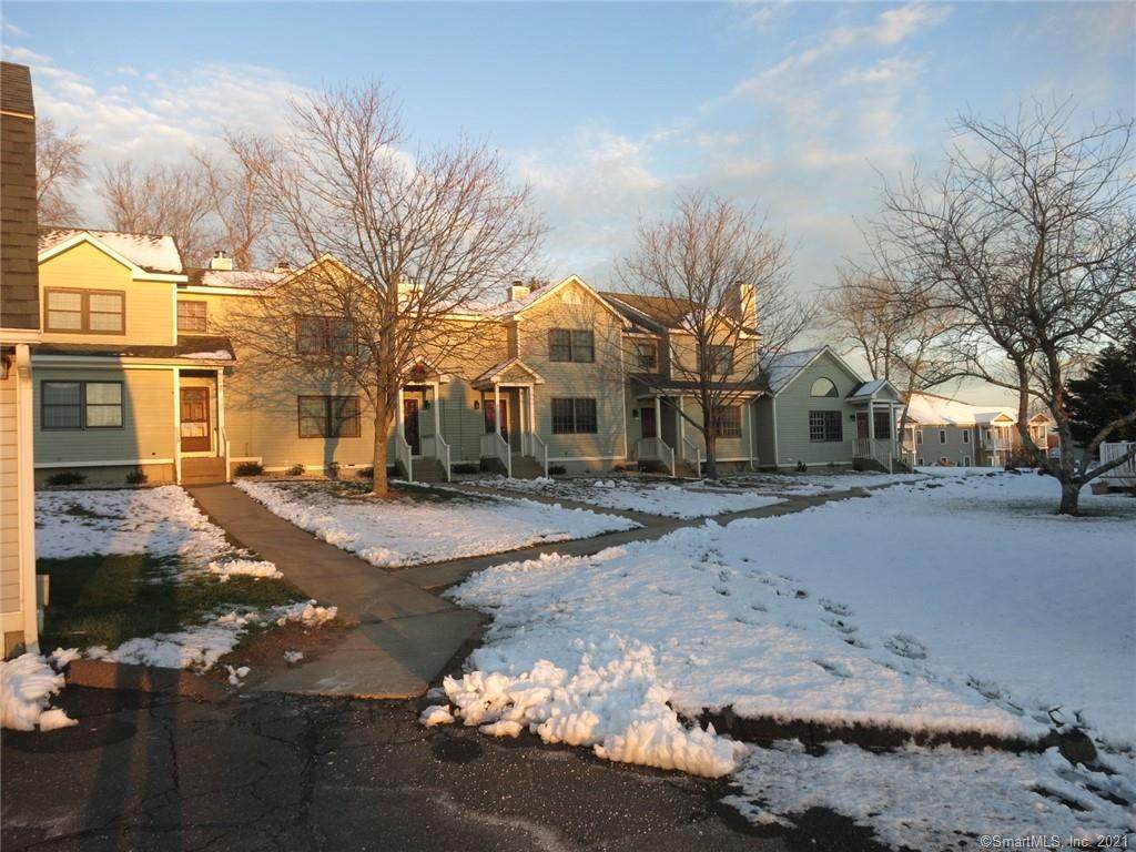 1006 Canterbury Lane - Photo 1