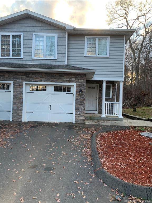 27 Highland Hills - Photo 1