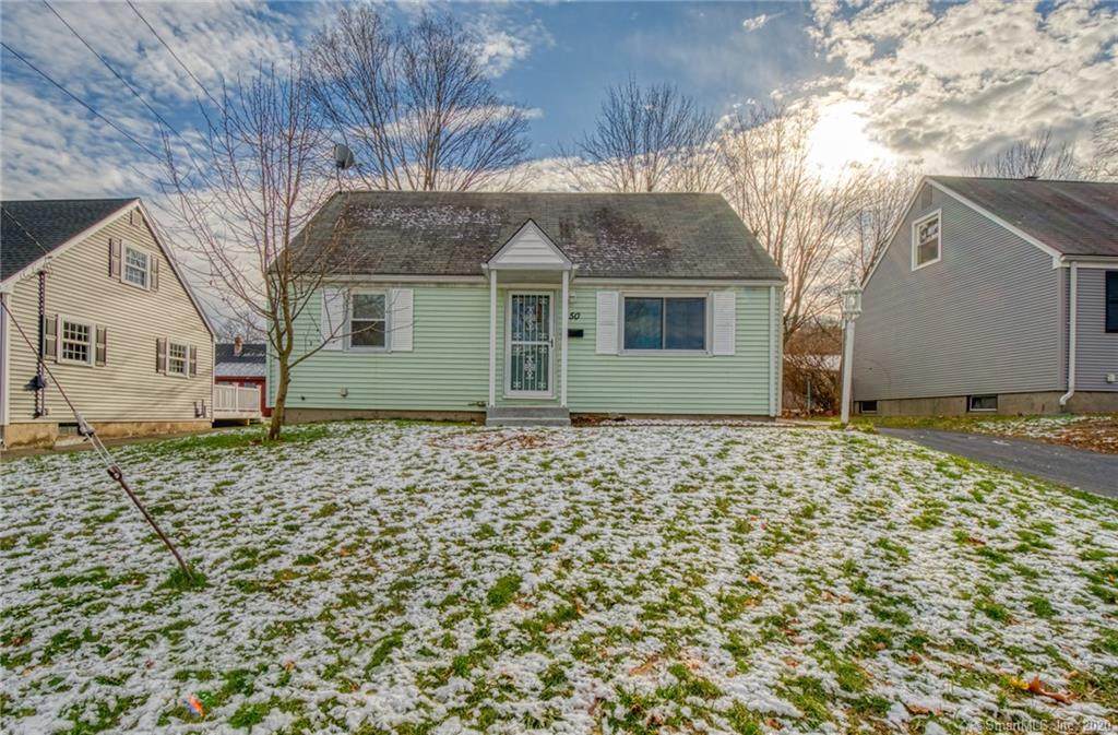 50 Rosemont Avenue - Photo 1