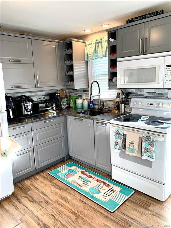 158 Brook Street - Photo 1