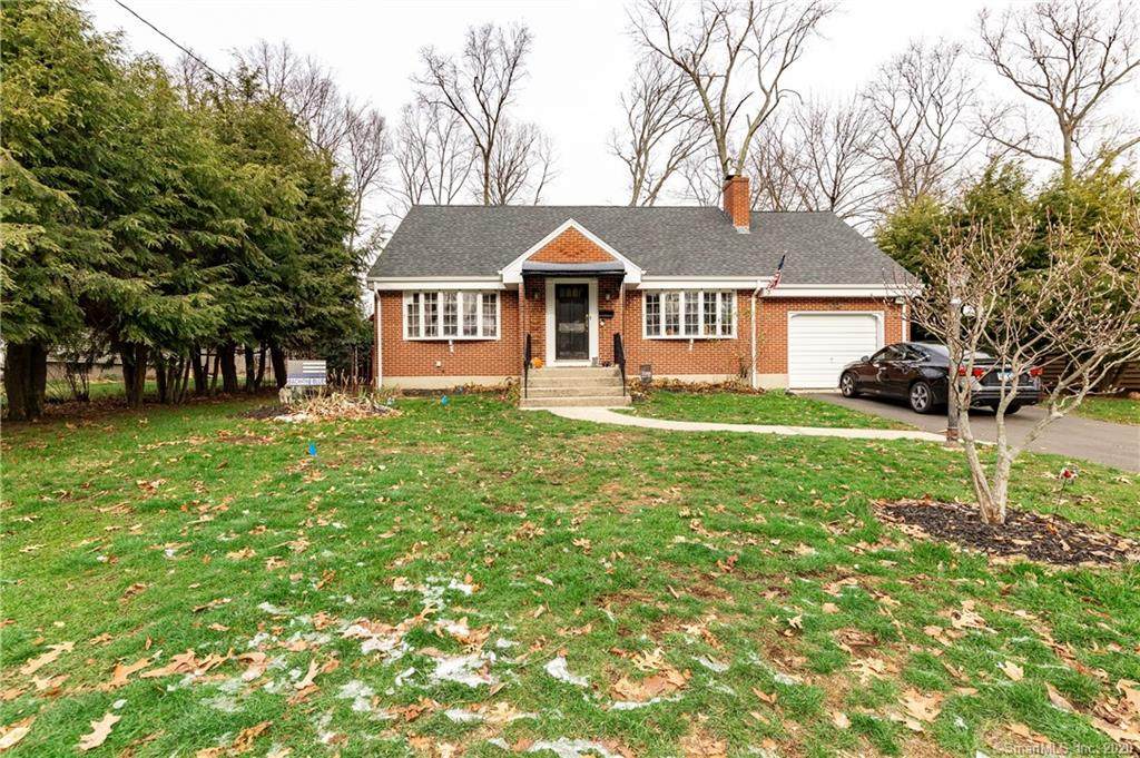 271 Hillhurst Avenue - Photo 1