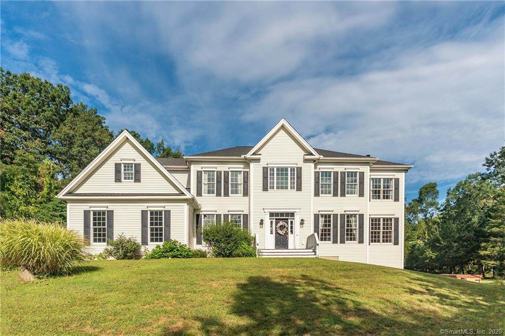 929 Summit Road - Photo 1
