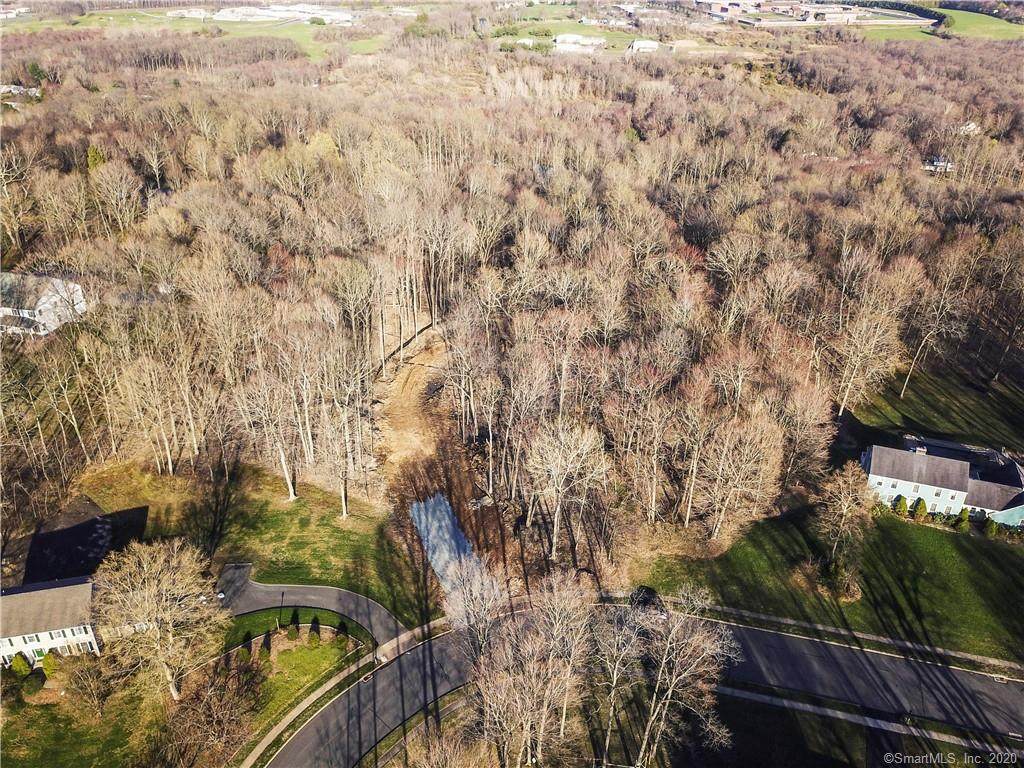 1 Lexington Court - Photo 1