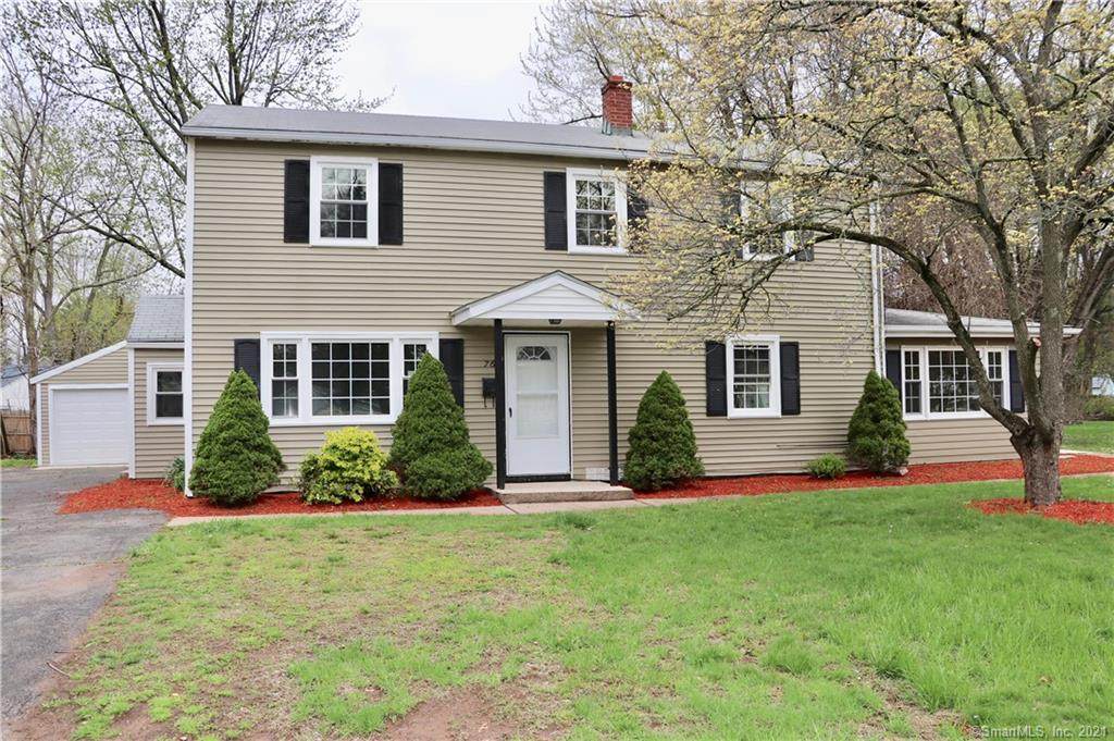 76 Middle Drive - Photo 1