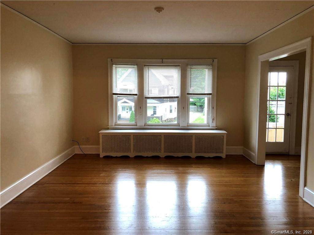 219 Quaker Lane - Photo 1