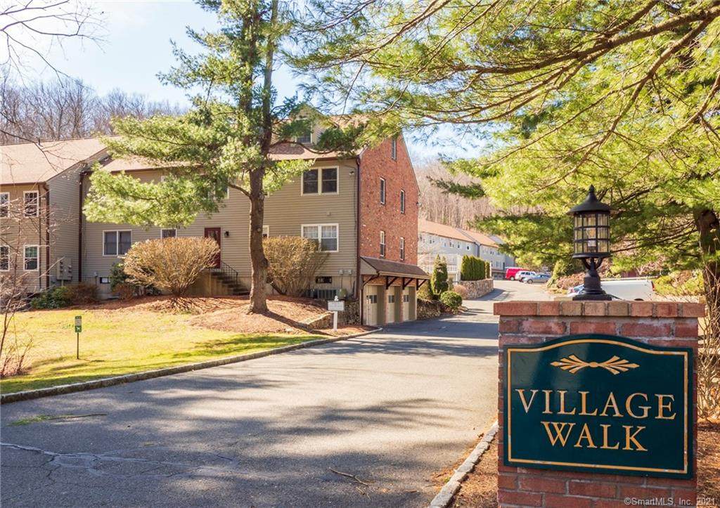 41 Village Walk - Photo 1