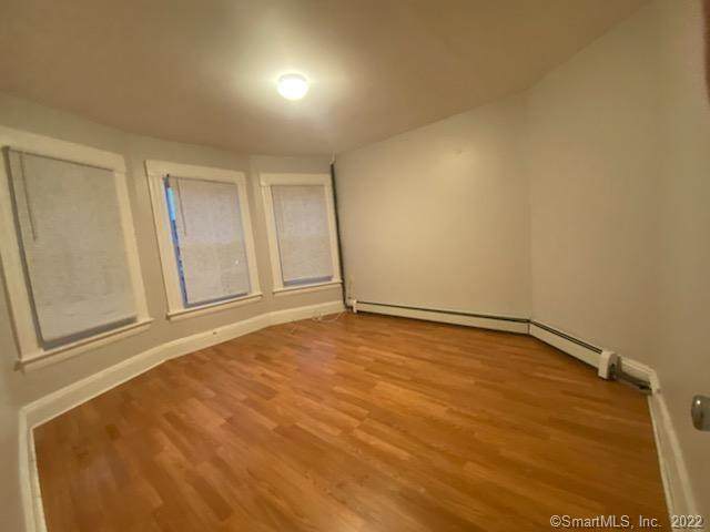 385 Park Avenue - Photo 1