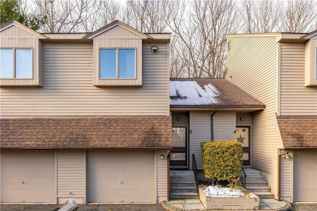 489 Wolcott Street - Photo 1