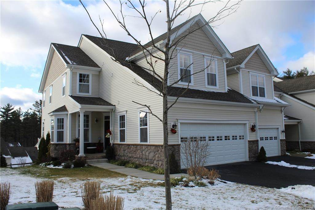 98 Ridgewood Drive - Photo 1