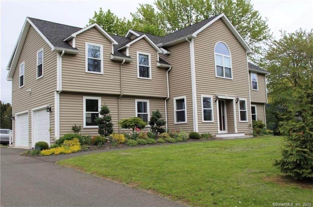 138 Twin Lakes Road - Photo 1