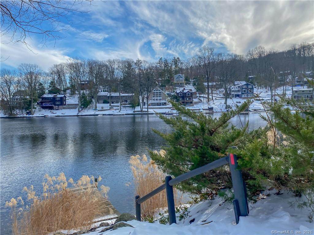 55 Wood Creek Road - Photo 1