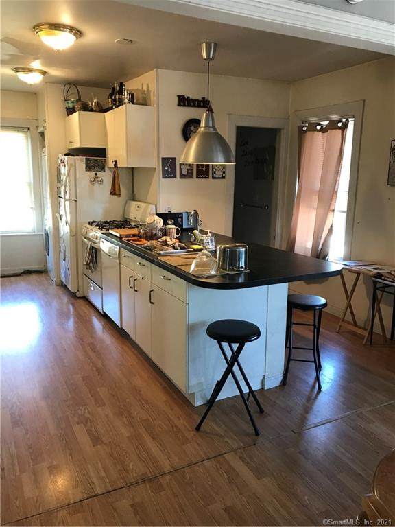 103 W. Broad Street - Photo 1