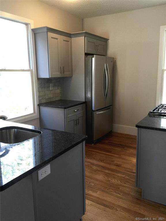 20 Winchester Avenue - Photo 1
