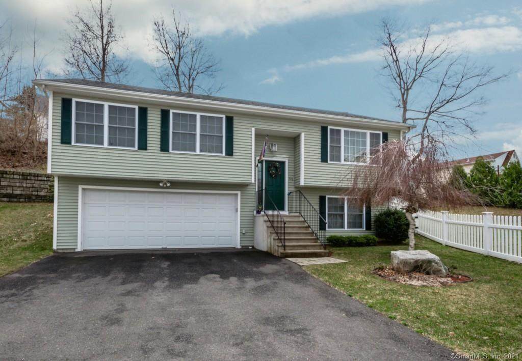 55 High Meadow Lane - Photo 1