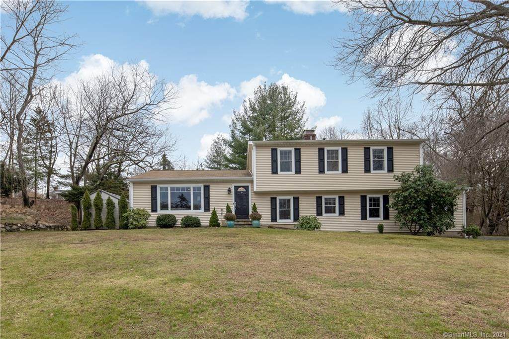 32 Woodchuck Lane - Photo 1