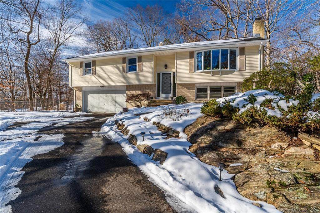 35 Cold Spring Circle - Photo 1