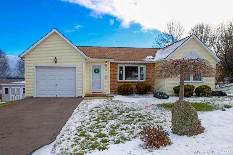 24 Mohican Lane - Photo 1