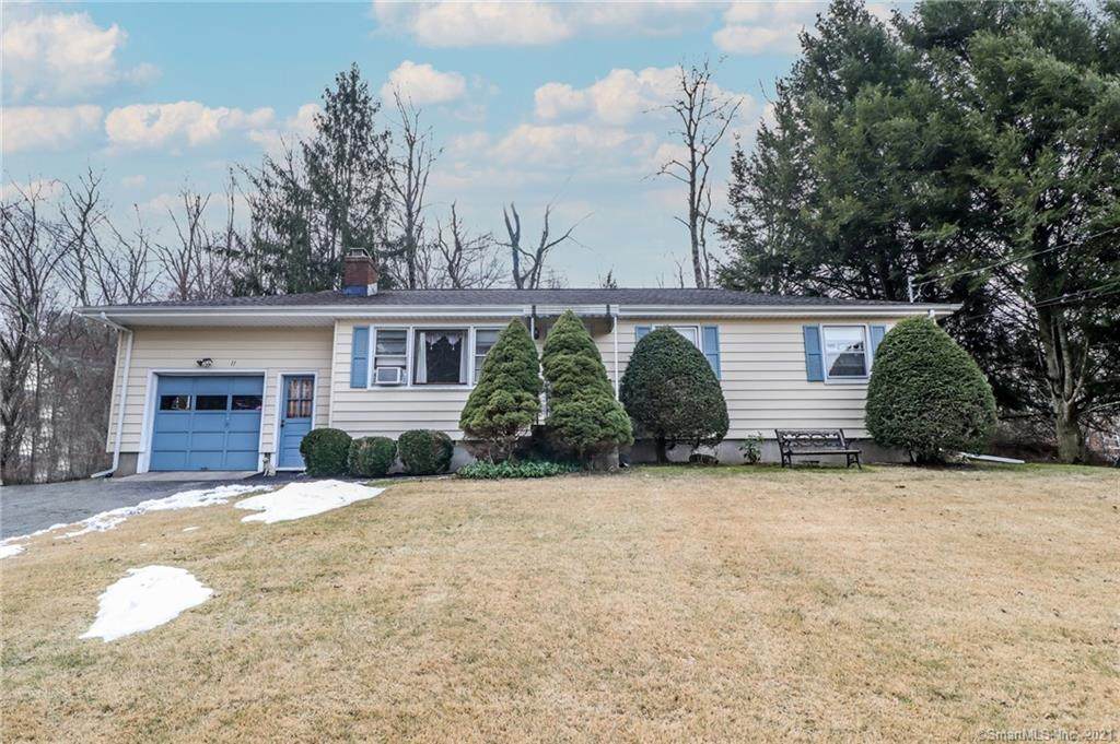 11 Clearview Drive - Photo 1