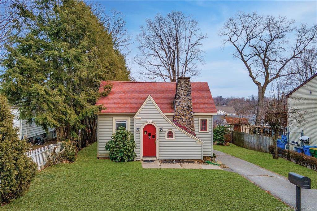 54 Manchester Avenue - Photo 1